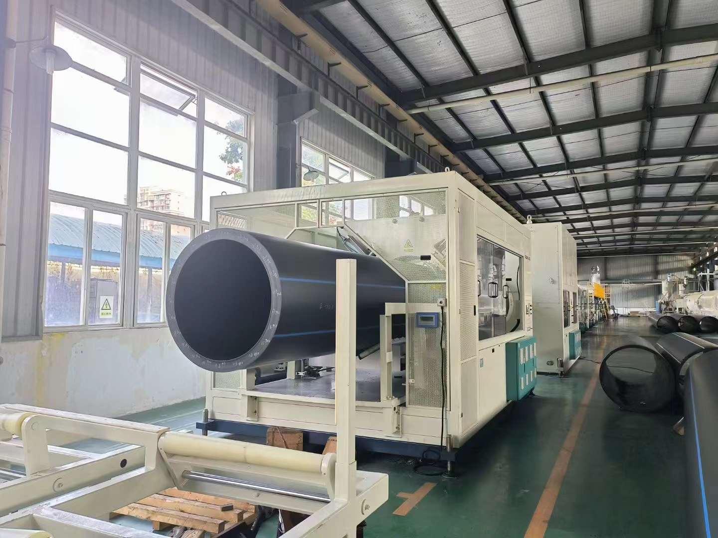 Труби HDPE більшого діаметру та проблеми з охолодженням