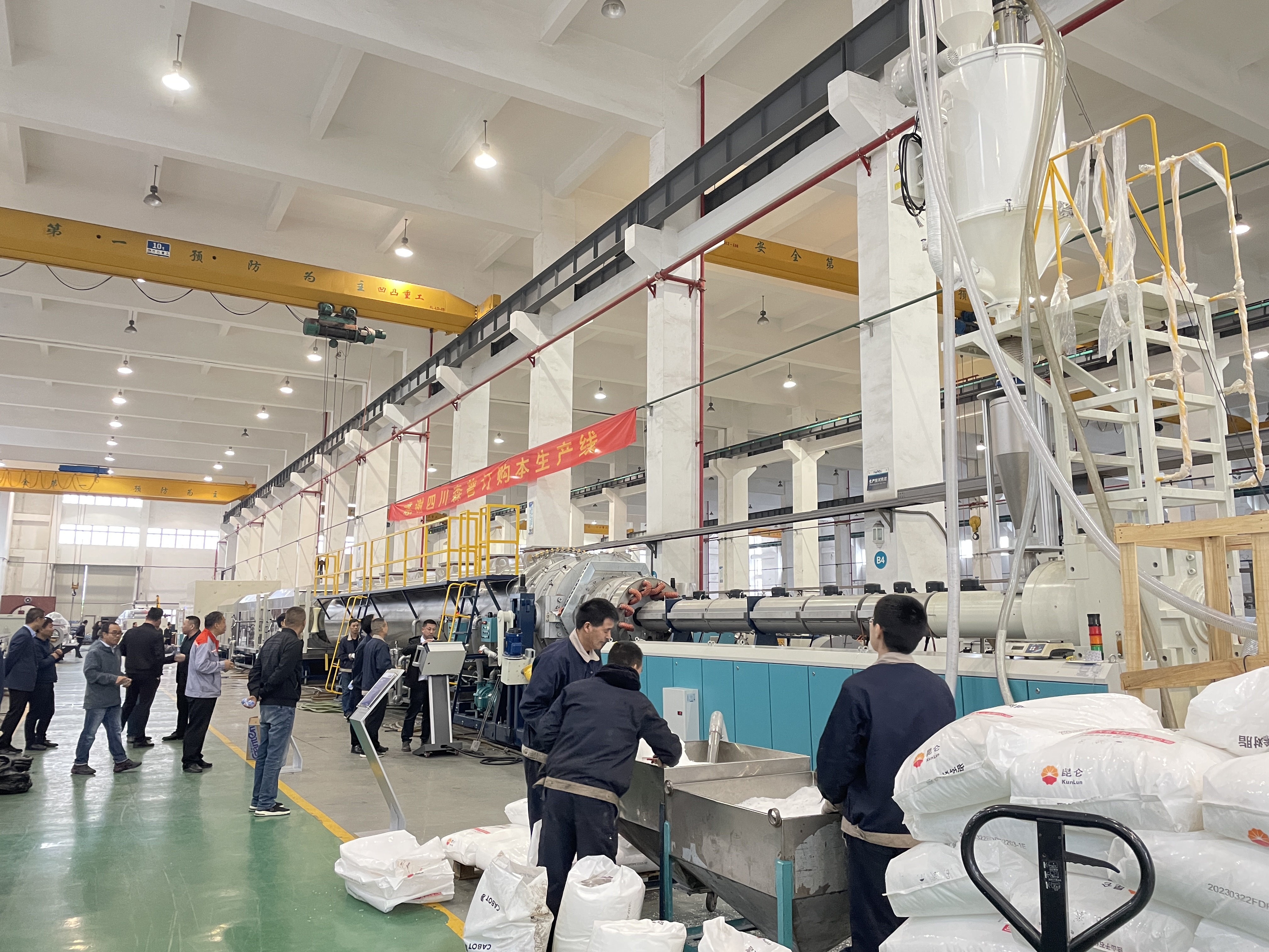 Які ключові технічні моменти екструдера?