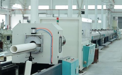 Окрім труб ПВХ-U та ПВХ-С, які інші класифікації існують для труб ПВХ?